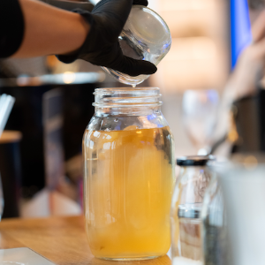 SCOBY im Fermentationsglas